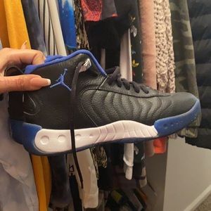 Jordan size 6 youth 50$ pick up only